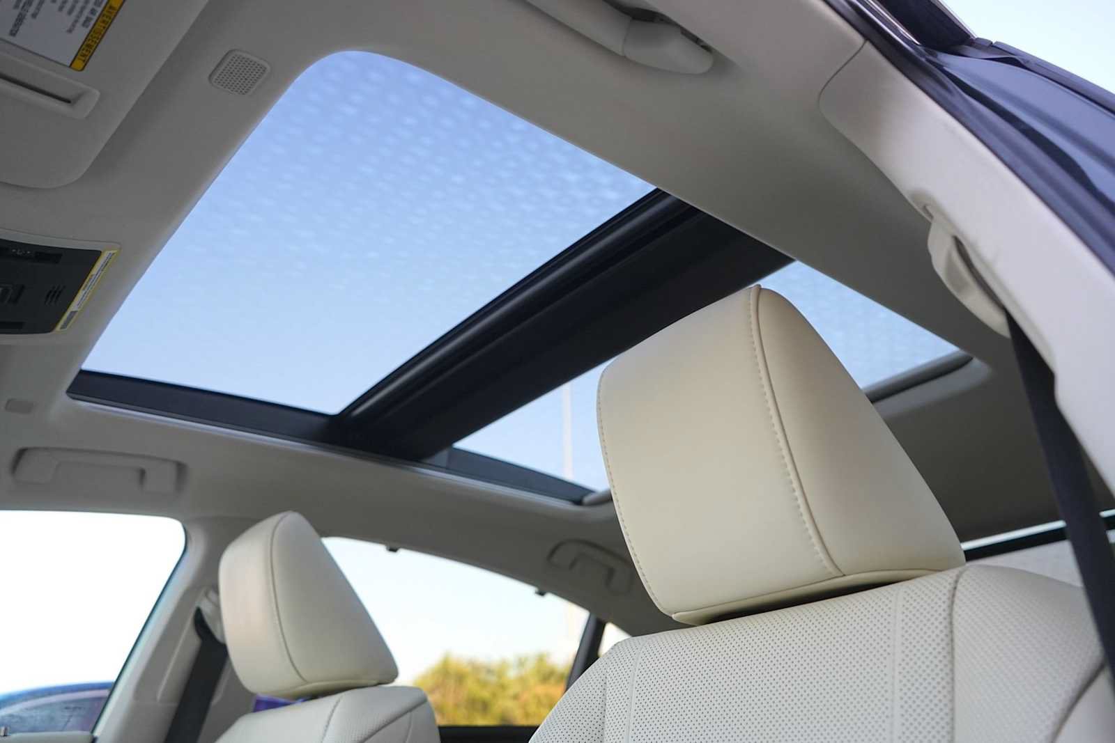 Used 2022 Lexus ES 350 Ultra Luxury w/ Accessory Package 2 FWD image 24