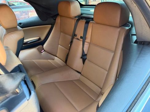 Used 2004 BMW 330Ci Convertible RWD image 5