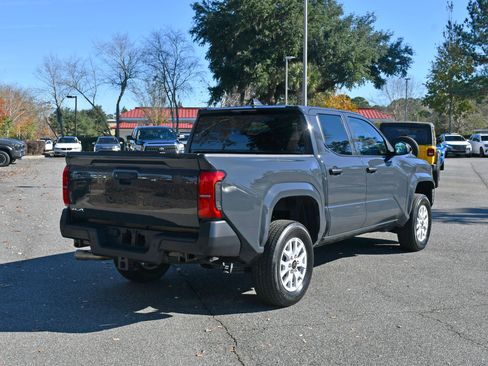 Certified 2024 Toyota Tacoma SR image 4