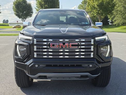 Used 2023 GMC Canyon Denali AWD/4WD image 3