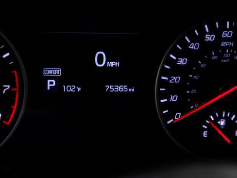 Used 2018 Kia Stinger GT RWD image 27