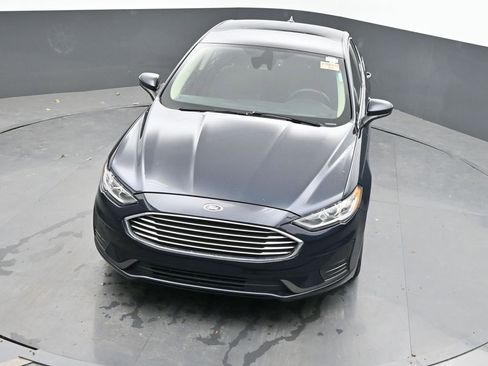 Used 2020 Ford Fusion SE FWD image 37