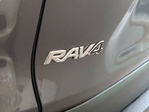 Used 2024 Toyota RAV4 XLE Premium FWD image 10