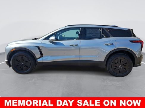 New 2025 Chevrolet Blazer EV LT w/ Midnight/Sport Edition FWD image 6