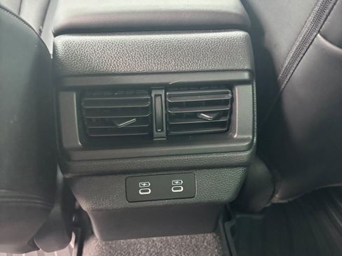 Used 2024 Honda Accord EX-L image 12