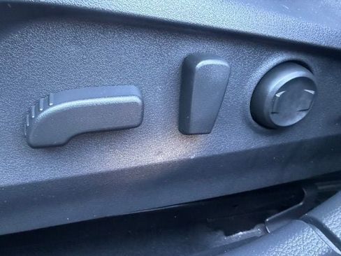 Used 2023 Subaru Outback Premium AWD/4WD image 21