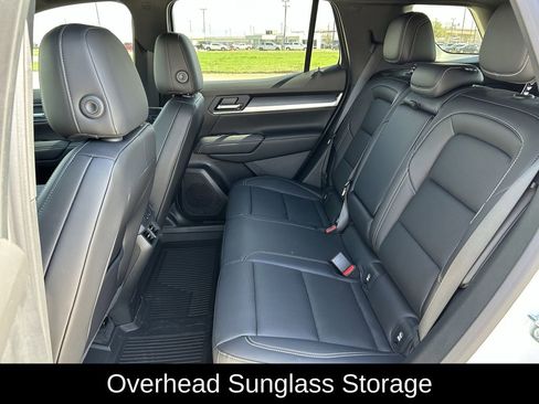 New 2026 GMC Terrain Elevation w/ Elevation Premium Package image 27