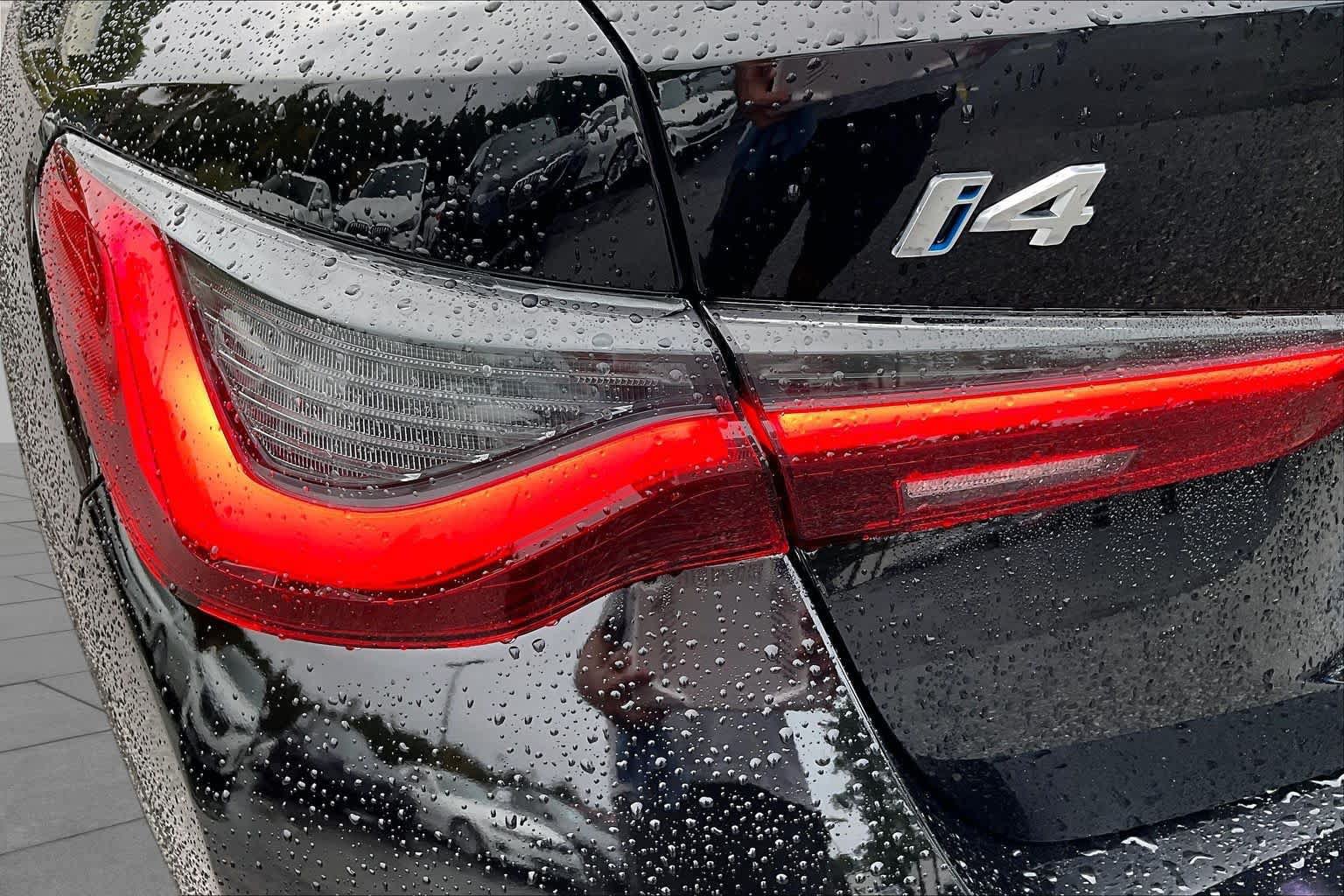 Used 2023 BMW i4 eDrive35 w/ Premium Package RWD image 28