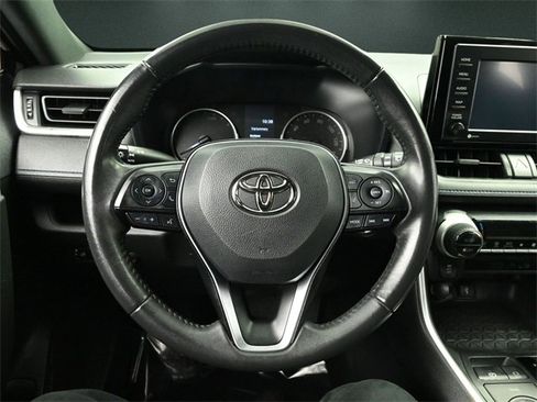 Used 2022 Toyota RAV4 SE image 24