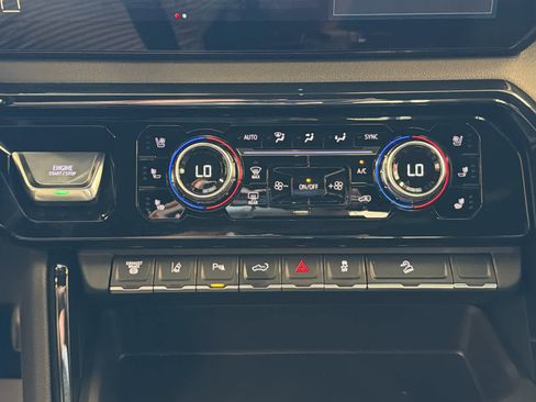 New 2026 GMC Sierra 2500 AT4 w/ AT4 Premium Plus Package image 44