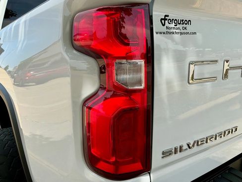 Used 2020 Chevrolet Silverado 2500 High Country w/ Technology Package AWD/4WD image 14
