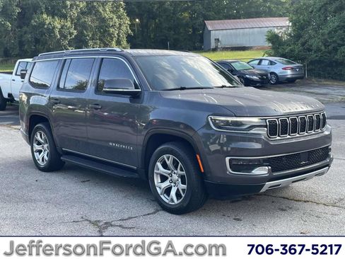 Used 2022 Jeep Wagoneer Series II RWD image 1