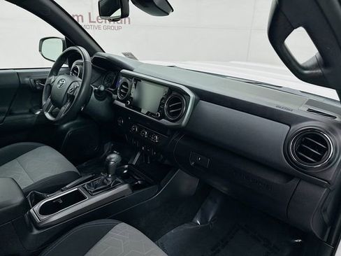 Used 2020 Toyota Tacoma TRD Sport RWD image 26
