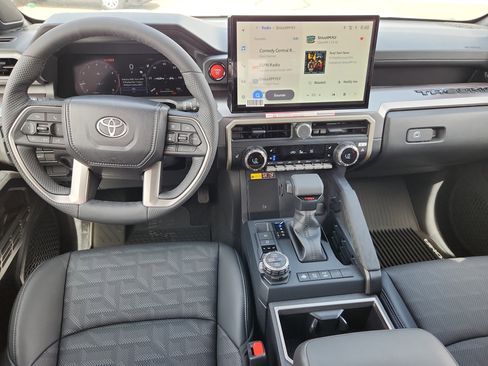 New 2026 Toyota Tacoma TRD Off-Road w/ TRD Off Road Premium Package AWD/4WD image 9