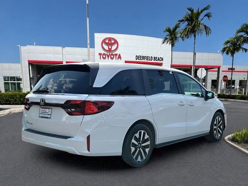 Used 2025 Honda Odyssey EX-L image 4