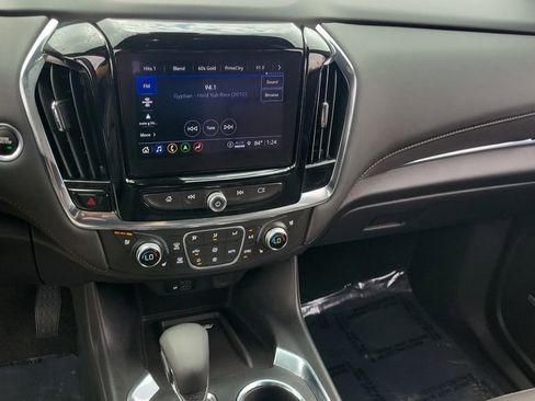 Used 2023 Chevrolet Traverse High Country image 30