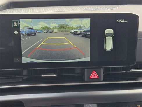 New 2026 Kia Carnival LXS image 13