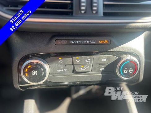 Used 2021 Ford Escape SE image 15