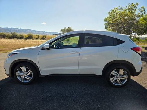 Used 2020 Honda HR-V EX image 9