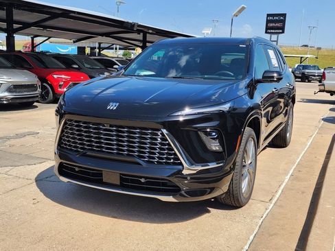 New 2026 Buick Enclave Avenir w/ Super Cruise Package image 8