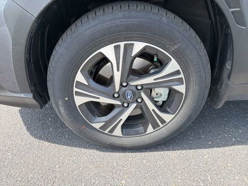 Used 2026 Subaru Crosstrek 2.0i Premium image 13