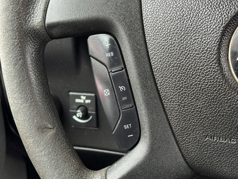 Used 2019 Chevrolet Express 3500 LS image 22