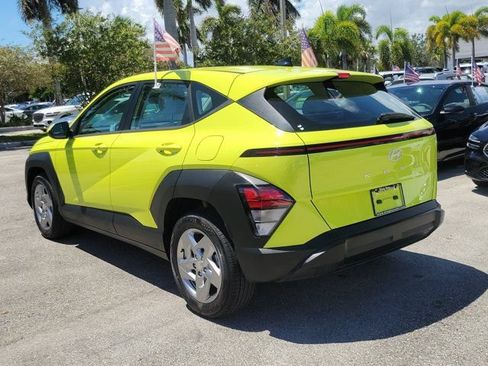 Used 2024 Hyundai Kona SE FWD image 3