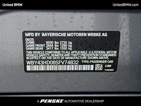 Used 2025 BMW i4 xDrive40i image 15