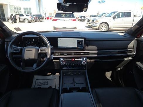 Used 2025 Hyundai Santa Fe Calligraphy AWD/4WD image 33