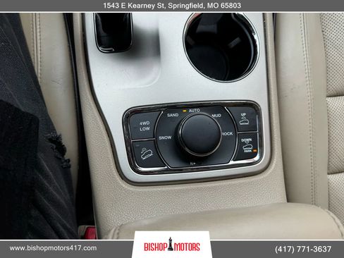 Used 2015 Jeep Grand Cherokee Overland image 41