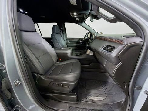 Used 2023 Chevrolet Suburban LS AWD/4WD image 28