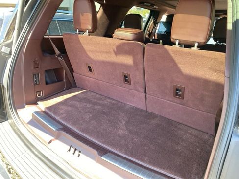 Used 2021 Lincoln Navigator Black Label w/ Cargo Convenience Package image 13