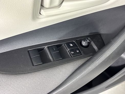 Certified 2025 Toyota Corolla LE w/ Convenience Package image 10