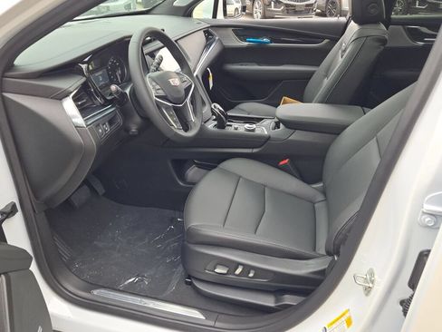 New 2025 Cadillac XT5 Premium Luxury FWD image 21