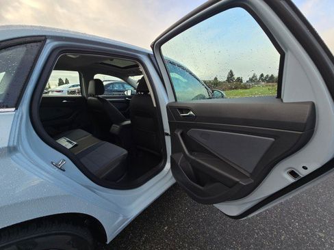 New 2026 Volkswagen Jetta SE image 13