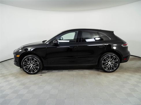 New 2026 Porsche Macan Turbo AWD/4WD image 2