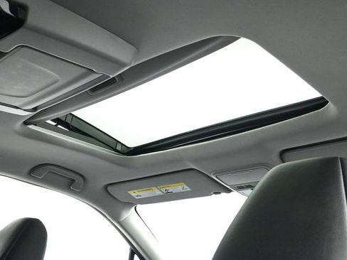 Used 2020 Honda Pilot Touring image 23