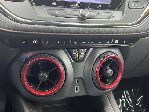 Used 2022 Chevrolet Blazer RS FWD image 18