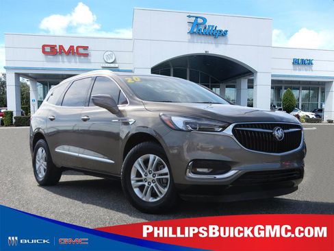 Used 2020 Buick Enclave Essence image 1