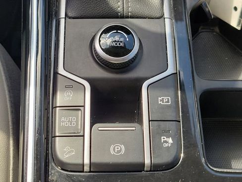Certified 2023 Kia Sorento SX FWD image 29