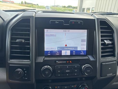 Used 2020 Ford F150 XLT w/ Equipment Group 302A Luxury AWD/4WD image 32