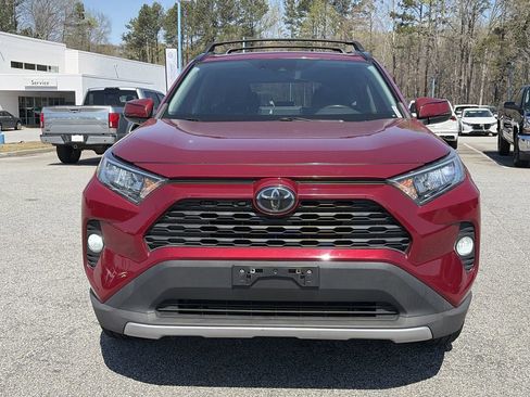 Used 2019 Toyota RAV4 XLE Premium w/ Cold Weather Package AWD/4WD image 28