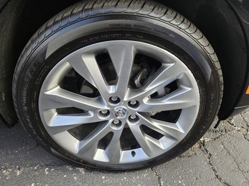 Certified 2023 Buick Envision Avenir image 29