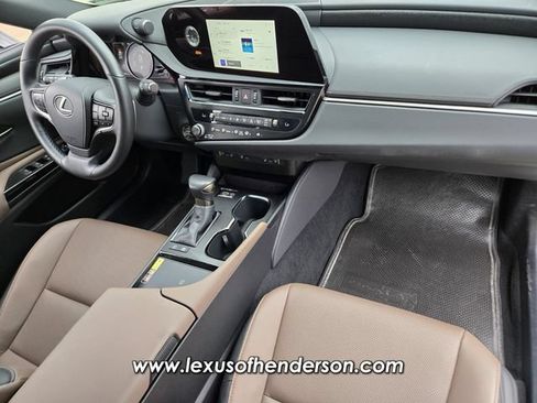 Certified 2025 Lexus ES 300h w/ Premium Package FWD image 19