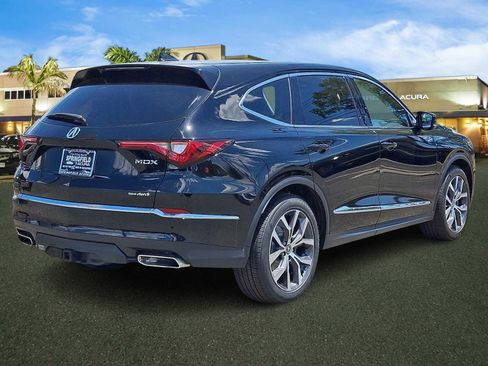 Certified 2023 Acura MDX SH-AWD w/ Technology Package image 7