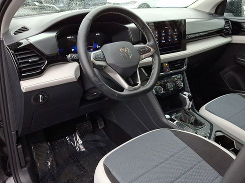 Certified 2025 Volkswagen Taos S image 26