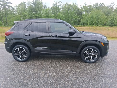 Used 2023 Chevrolet TrailBlazer RS w/ Convenience Package AWD/4WD image 4