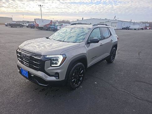 New 2026 GMC Terrain Elevation w/ Elevation Premium Package AWD/4WD image 2