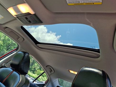 Certified 2023 Nissan Sentra SR w/ SR Premium Package FWD image 16