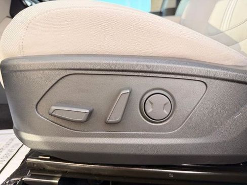 Used 2025 Hyundai Tucson SEL FWD image 24